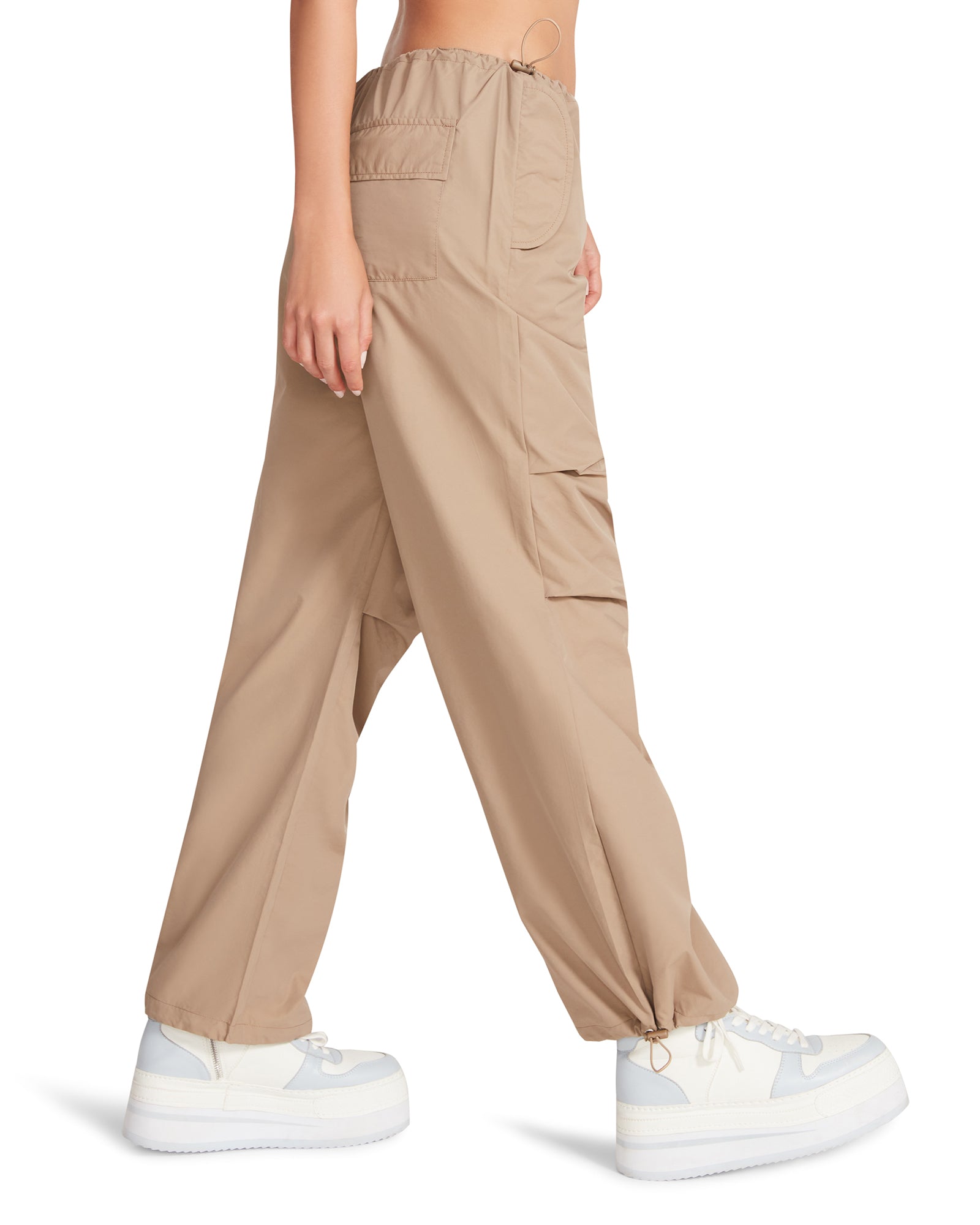 PIA PARACHUTE PANT KHAKI