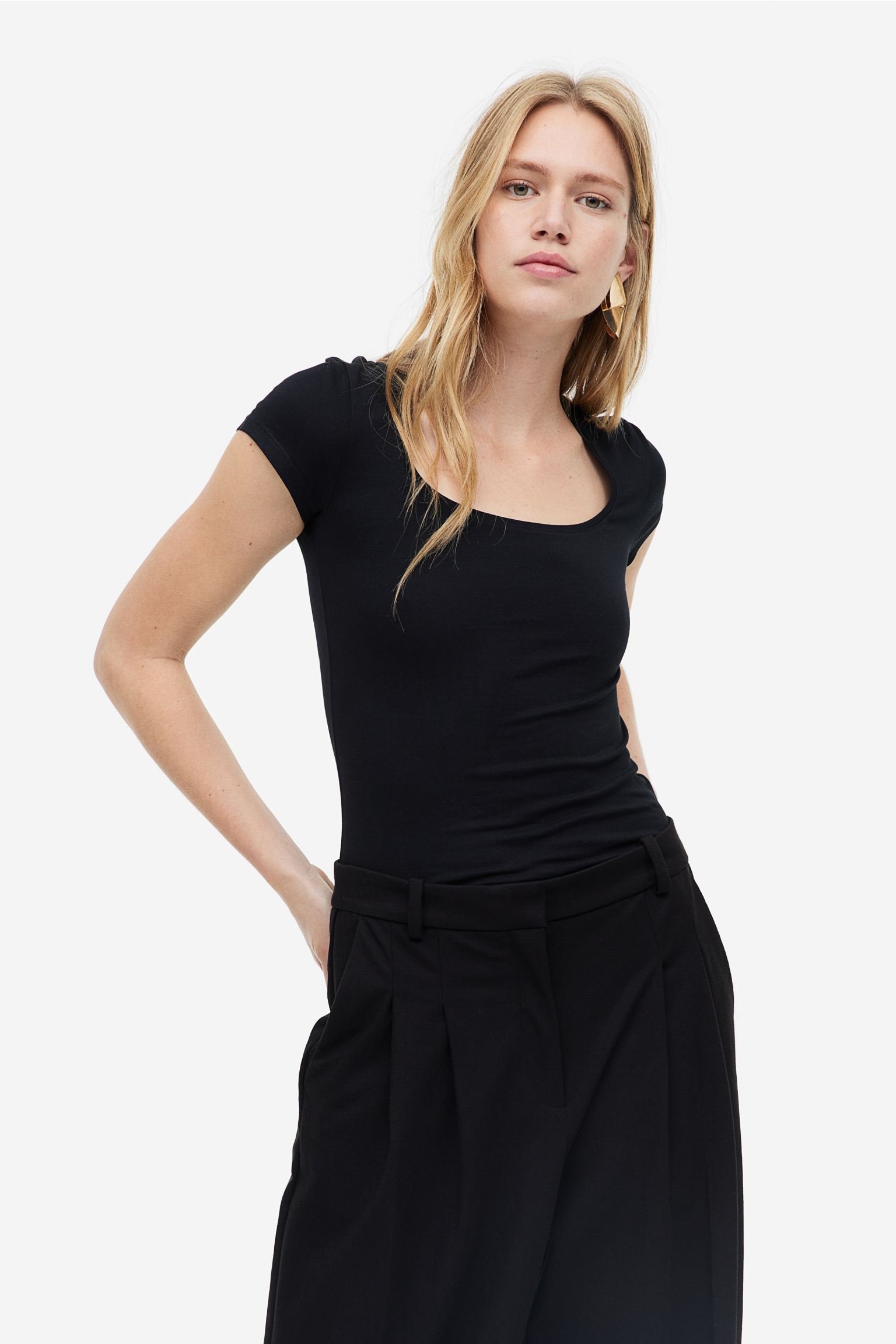 Scoop neck T-shirt