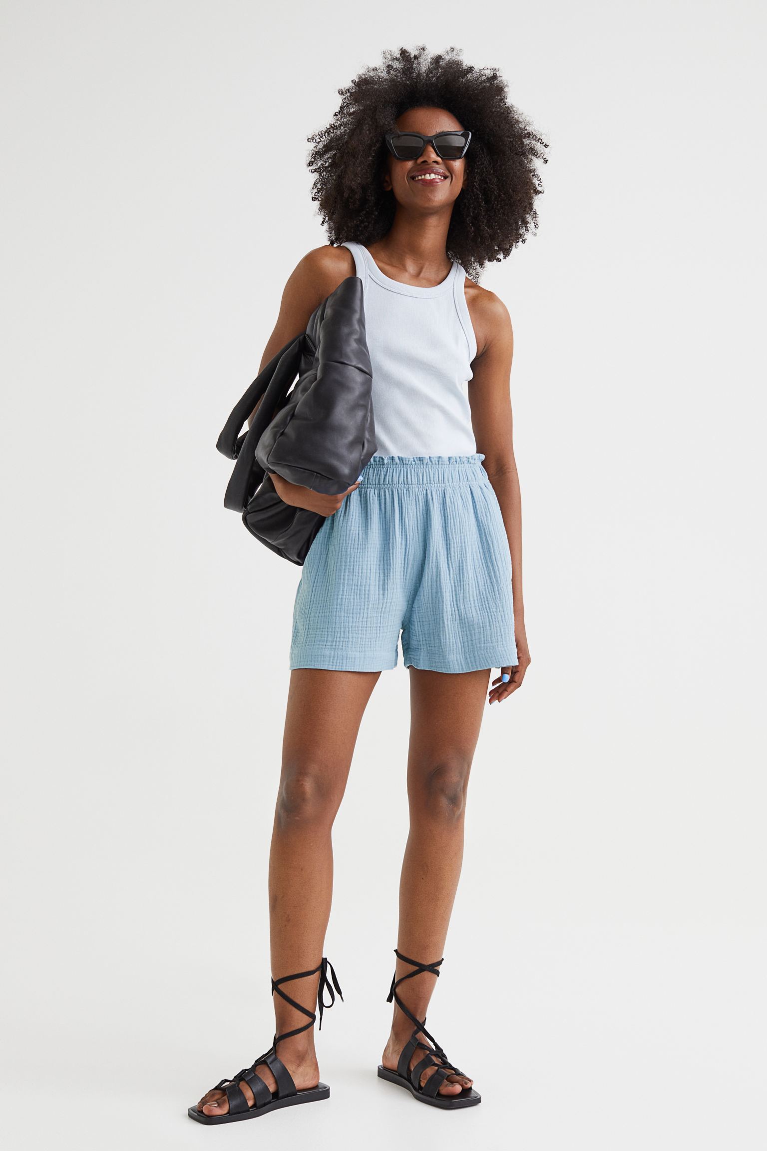 Pleated cotton shorts