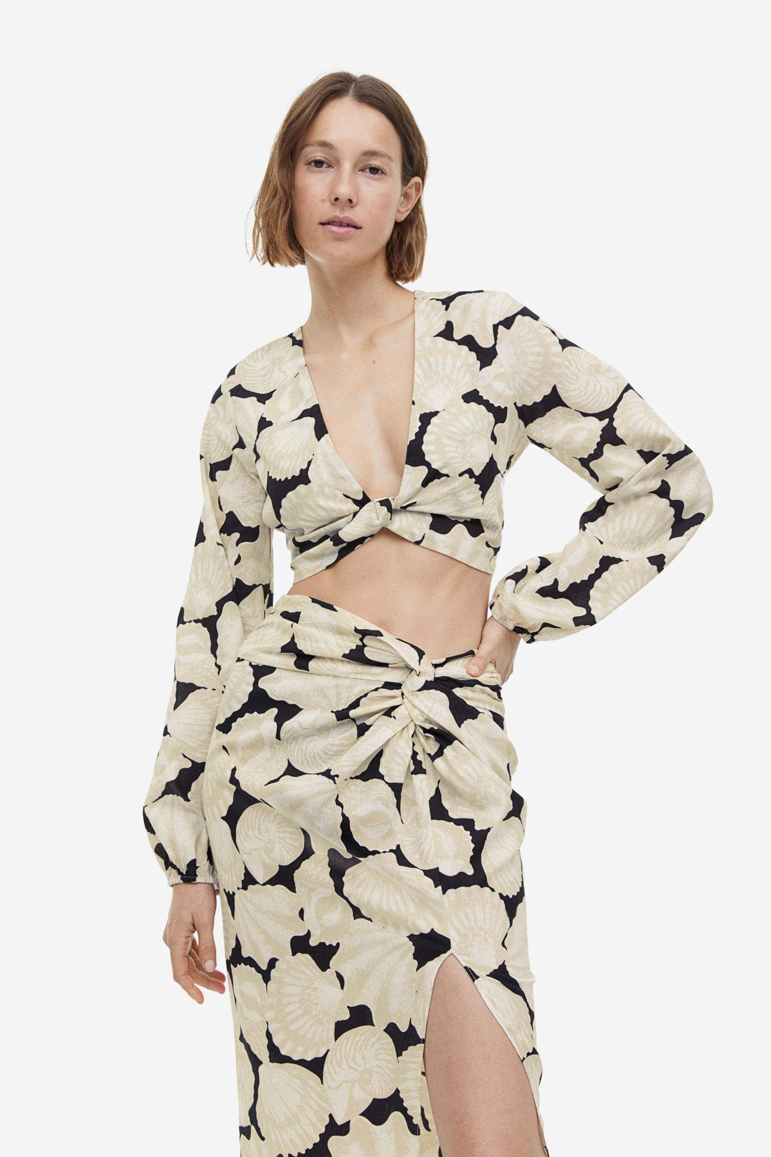 Cropped linen-blend blouse