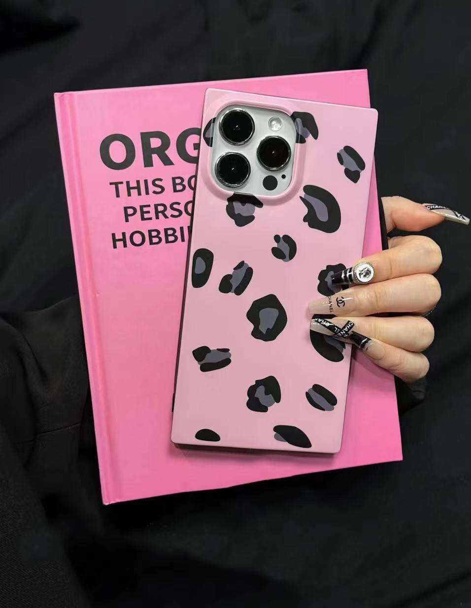 Square Leopard Case