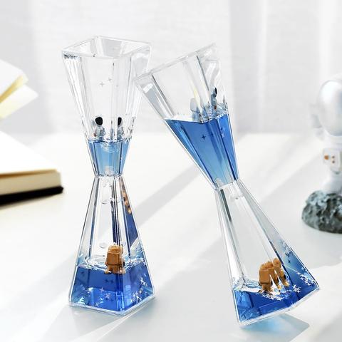 Astronaut Floating Oil Hourglass Sand Timer Liquid Bubbler/Timer, Astronaut Liquid Motion Bubbler Hourglass Liquid Bubbler/Timer