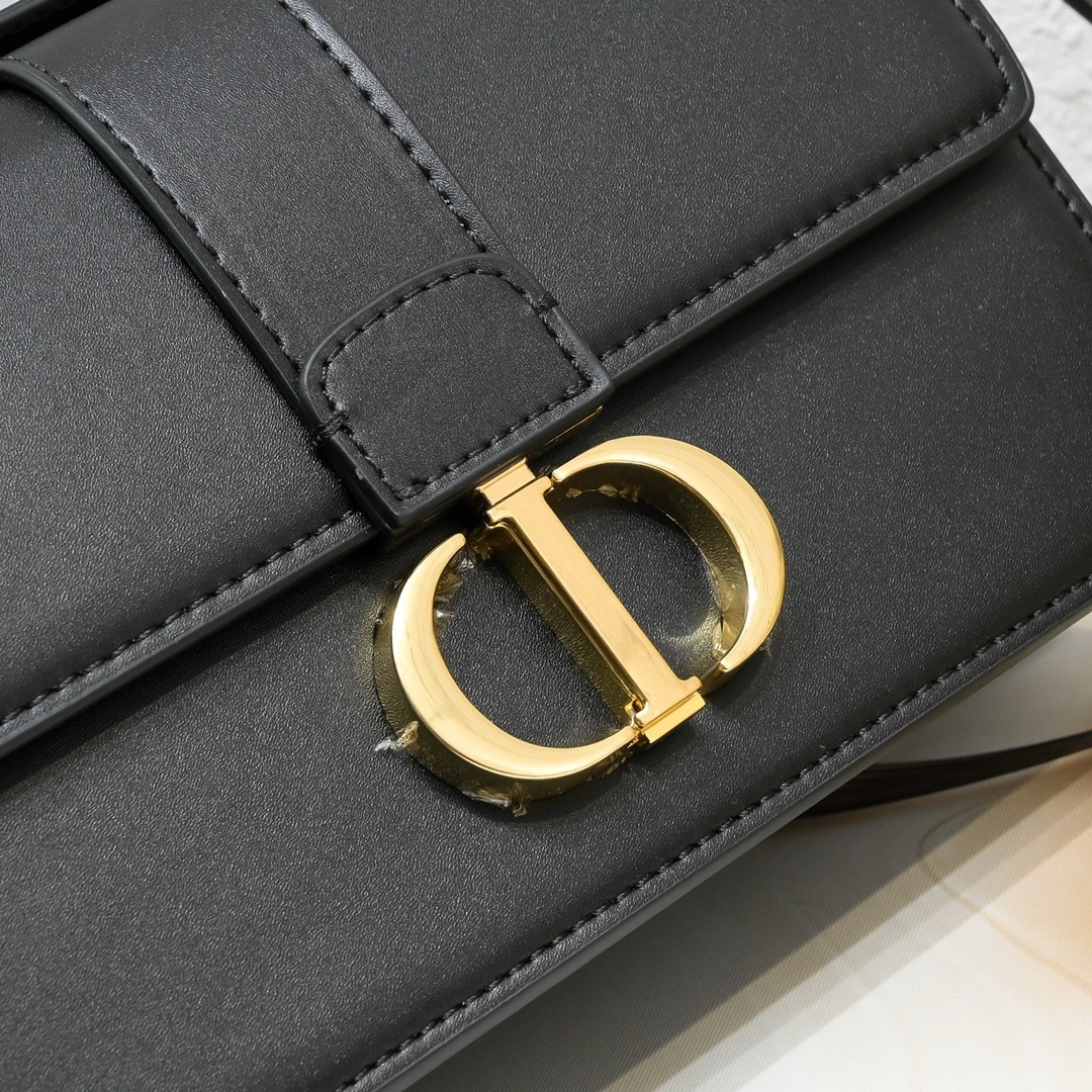 DIRO 30 MONTAIGNE EAST-WEST BAG WITH CHAIN