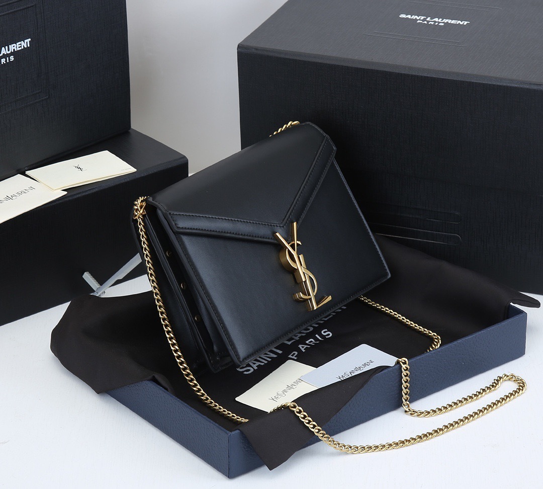YSL CASSANDRA MEDIUM CHAIN BAG IN SMOOTH LEATHER
