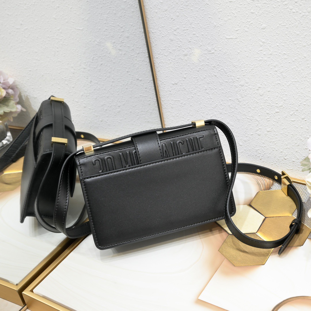 DIRO 30 MONTAIGNE EAST-WEST BAG WITH CHAIN