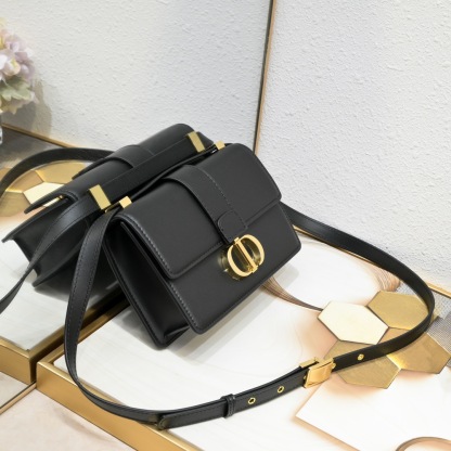 DIRO 30 MONTAIGNE EAST-WEST BAG WITH CHAIN