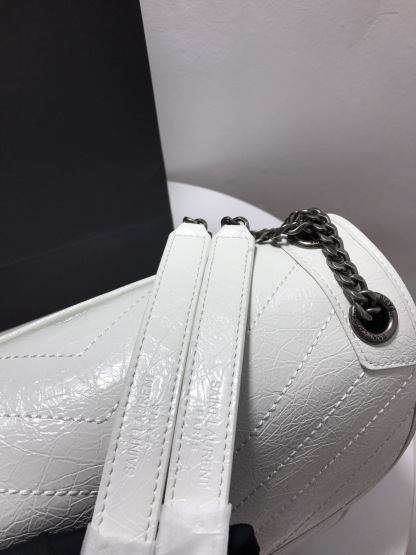 YSL NIKI MEDIUM CHAIN BAG IN CRINKLED VINTAGE LEATHER