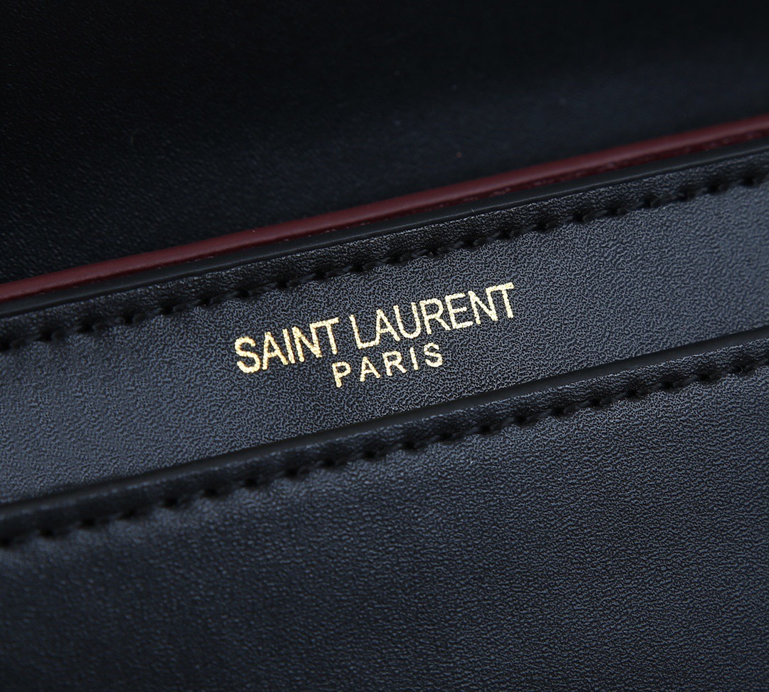 YSL CASSANDRA MEDIUM CHAIN BAG IN SMOOTH LEATHER