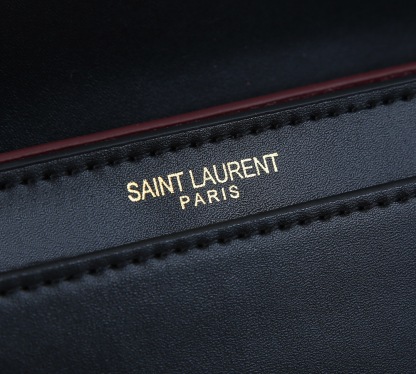 YSL CASSANDRA MEDIUM CHAIN BAG IN SMOOTH LEATHER