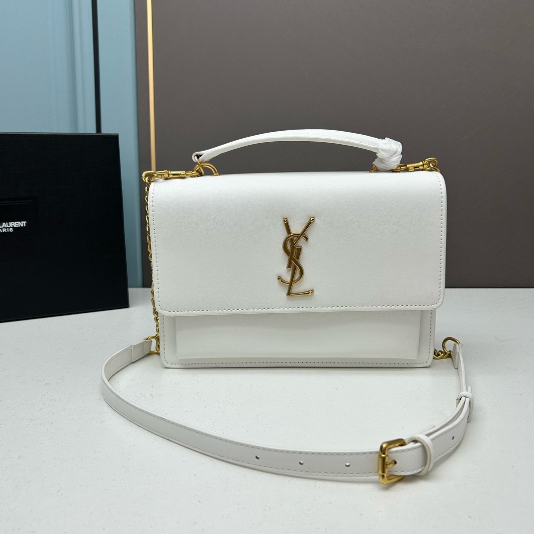 YSL SUNSET MEDIUM CHAIN BAG IN SMOOTH LEATHER