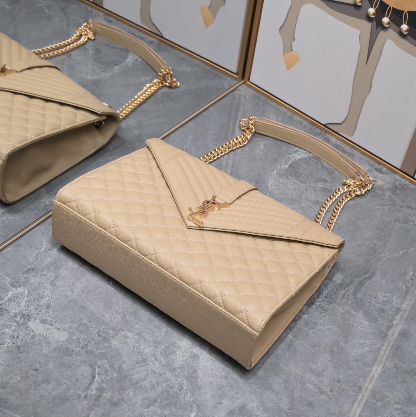 YSL COLLEGE LARGE CHAIN BAG IN QUILTED LEATHER