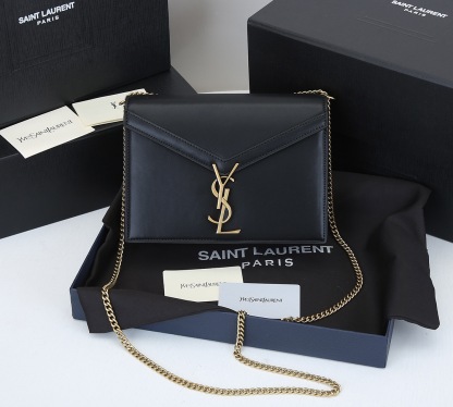 YSL CASSANDRA MEDIUM CHAIN BAG IN SMOOTH LEATHER