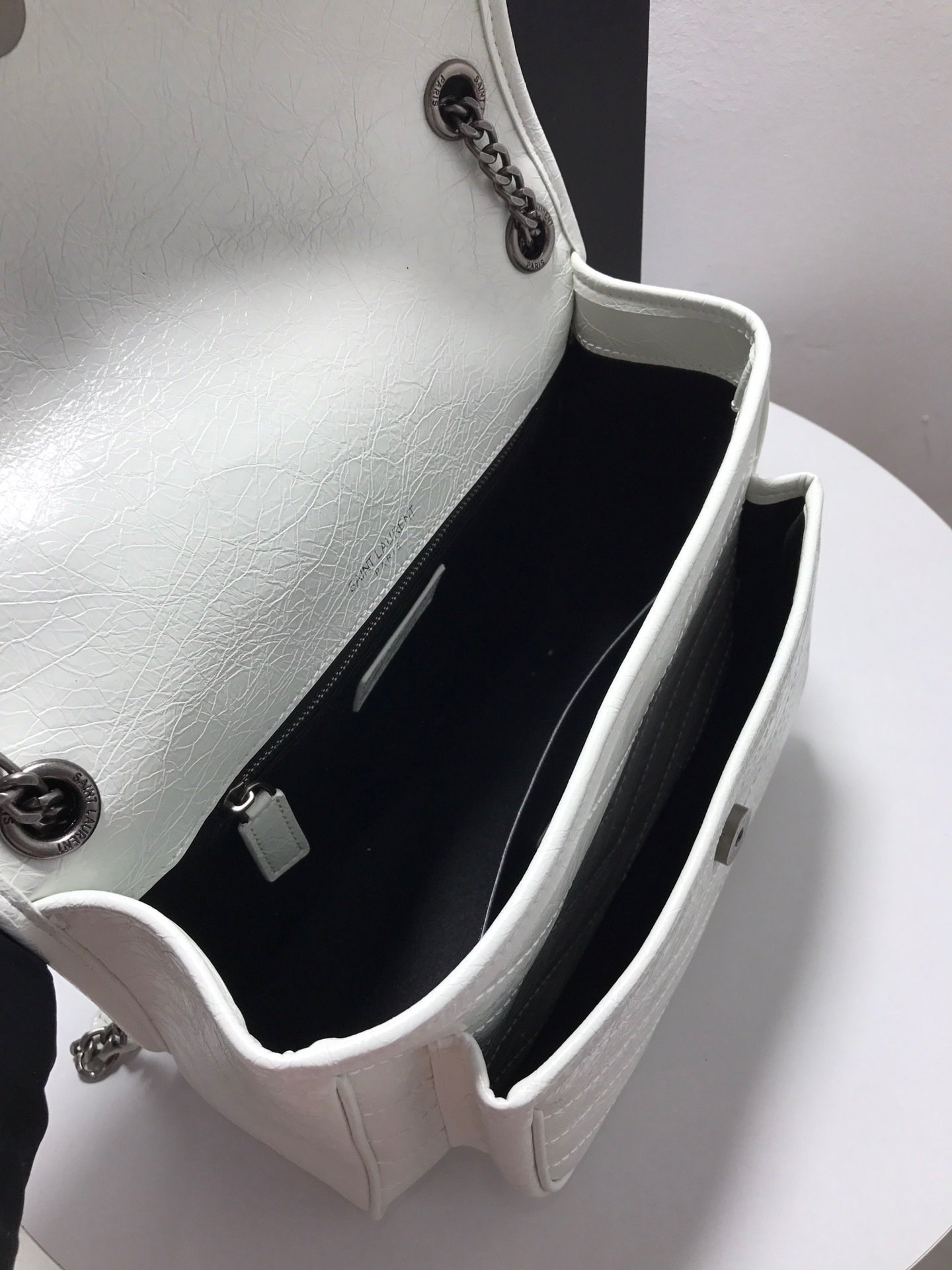 YSL NIKI MEDIUM CHAIN BAG IN CRINKLED VINTAGE LEATHER