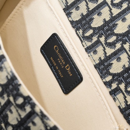 DIRO 30 MONTAIGNE EAST-WEST BAG WITH CHAIN