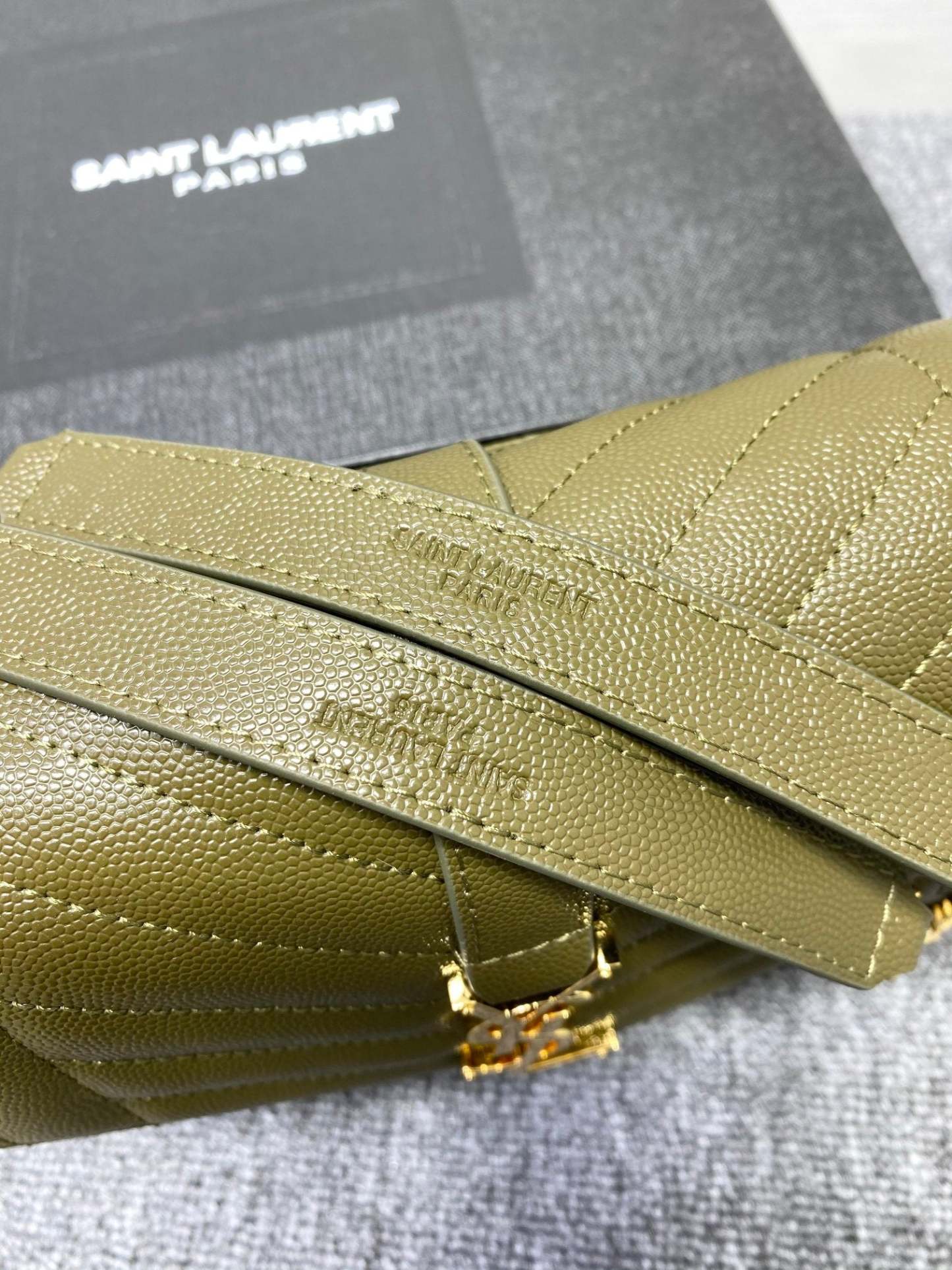 YSL  Envelope Medium Bag In Mix Matelasse Grain  De Poudre Embossed Leather