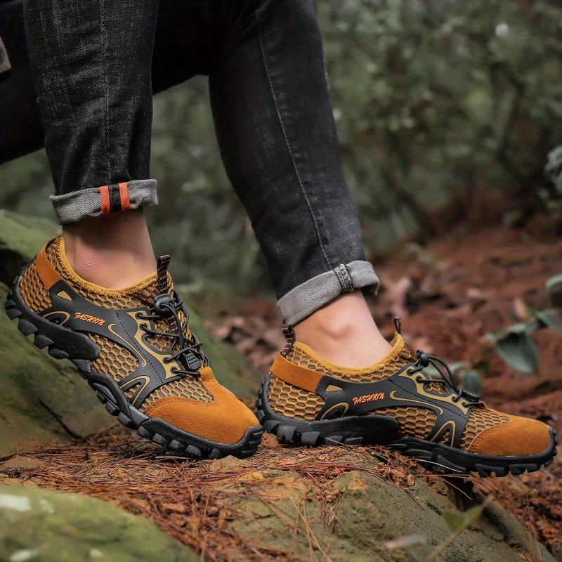 Men's Breathable Mesh Casual Lightweight Outdoor Hiking Shoes