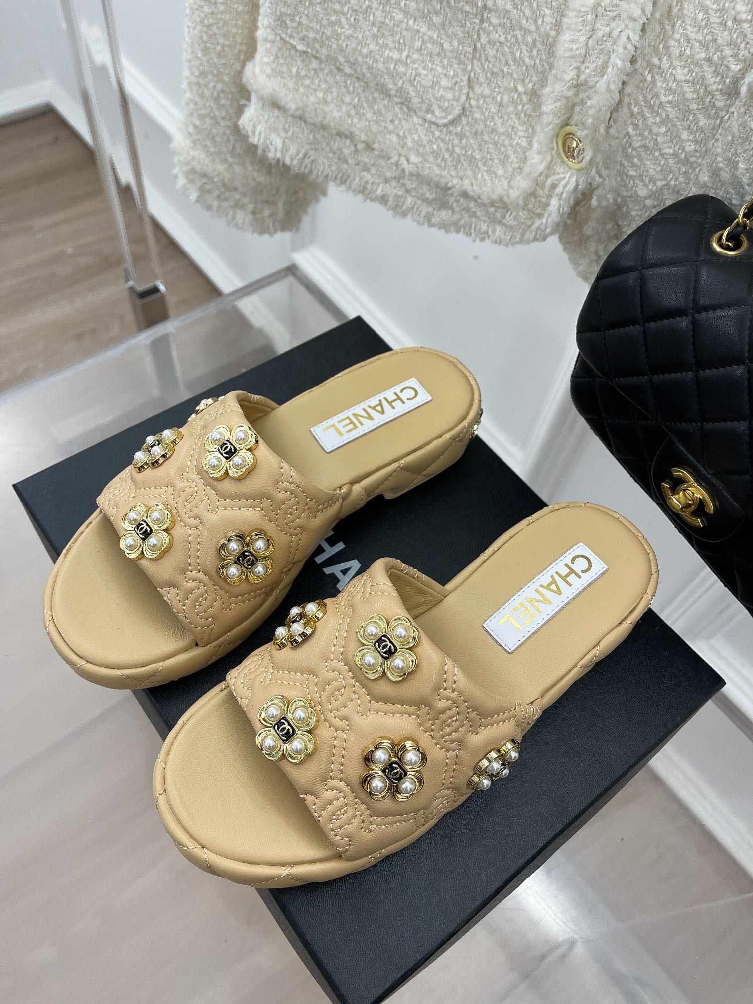 Chanel best sale slippers 2019