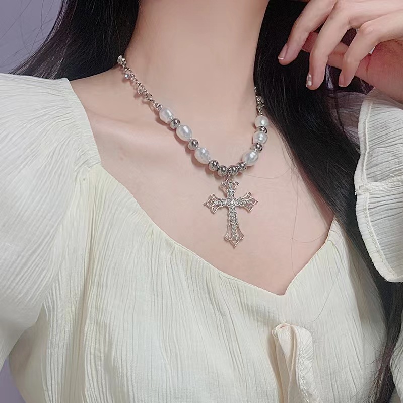 Diamond Cross Baroque Pearl Necklace-DaoMao