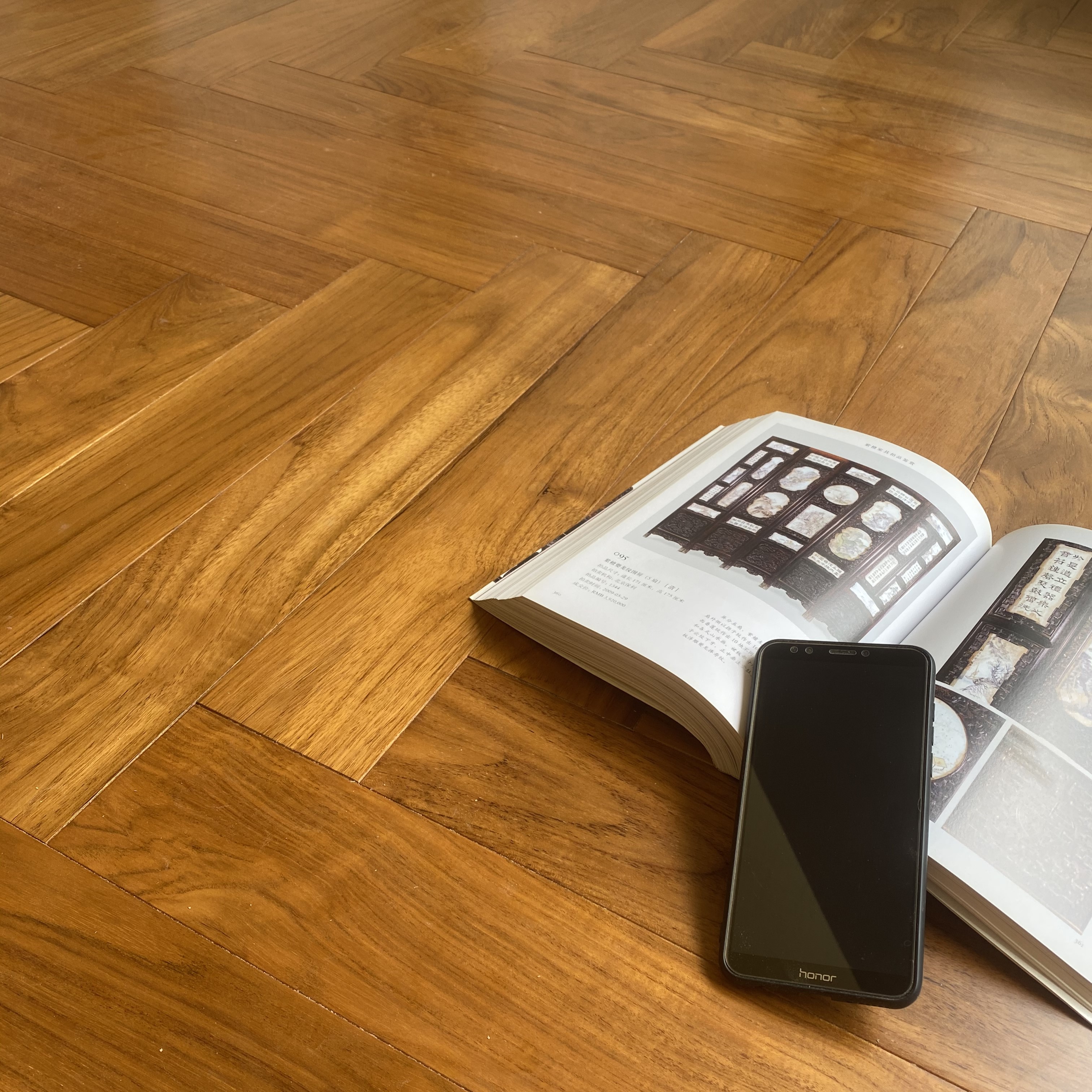 The whole house can be upgraded by laying teak flooring