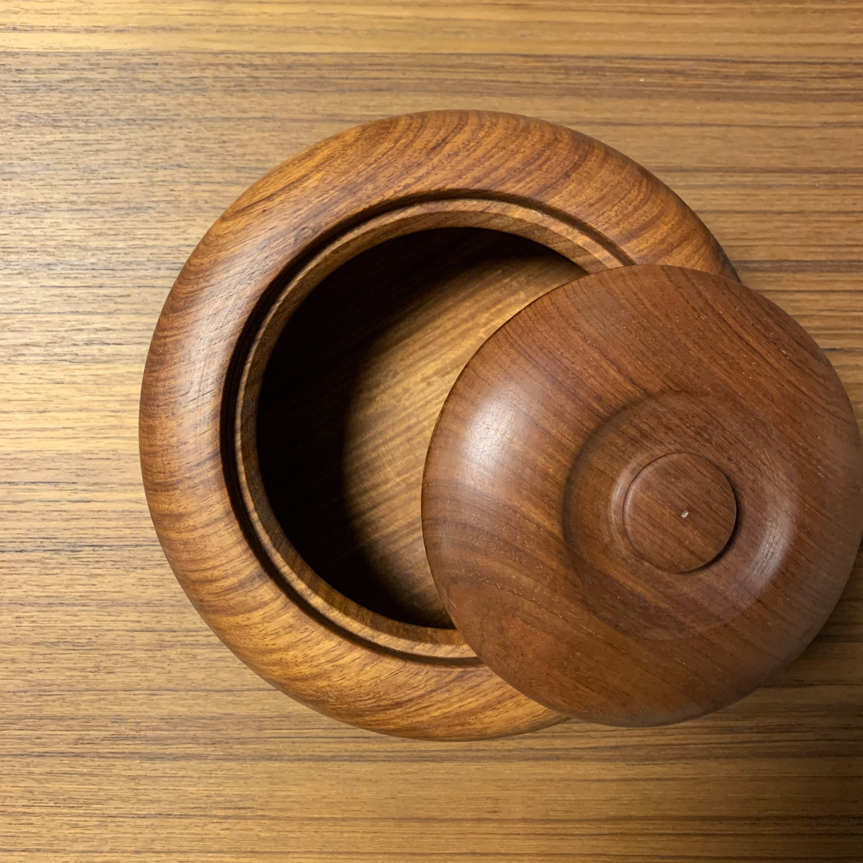 The teak wood used to make furniture has an attractive golden color