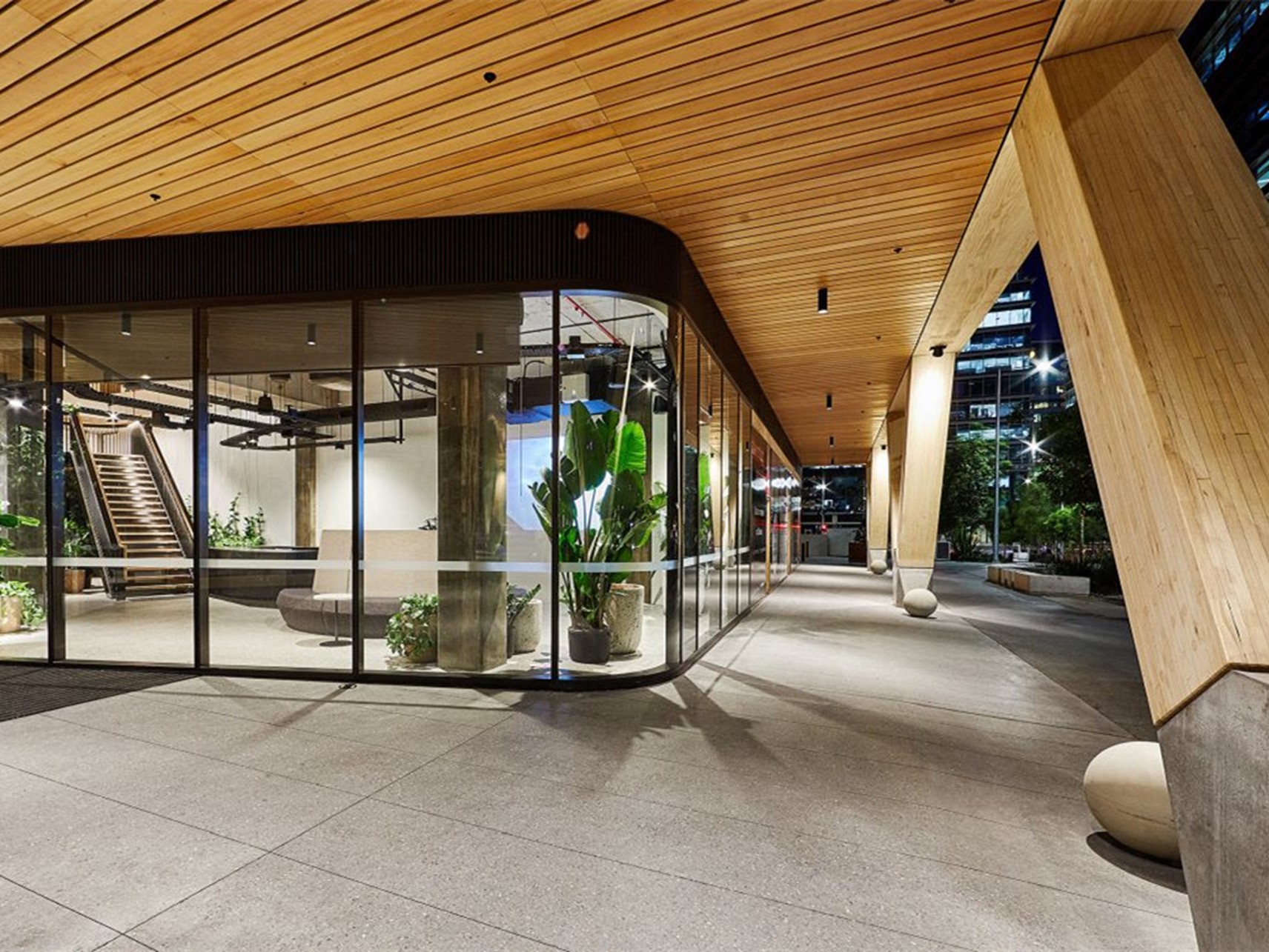 25King office building uses a V-shaped overall structure inside