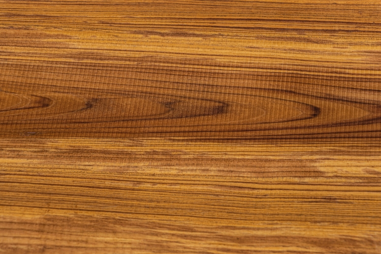 The grain on the face of the sawn Burmese teak