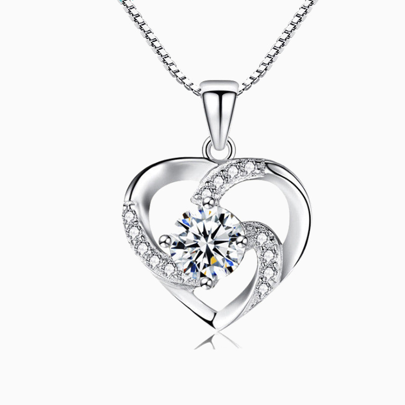 Luxury Heart Shape Moissanite Necklace