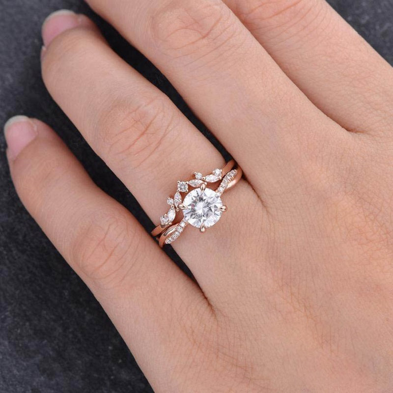 Twisted Solitaire Moissanite Ring