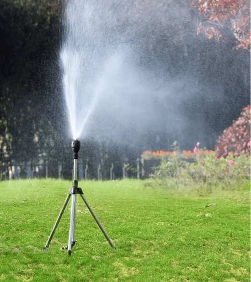 🔥LAST DAY-50%OFF🔥 - Rotating Tripod Sprinkler