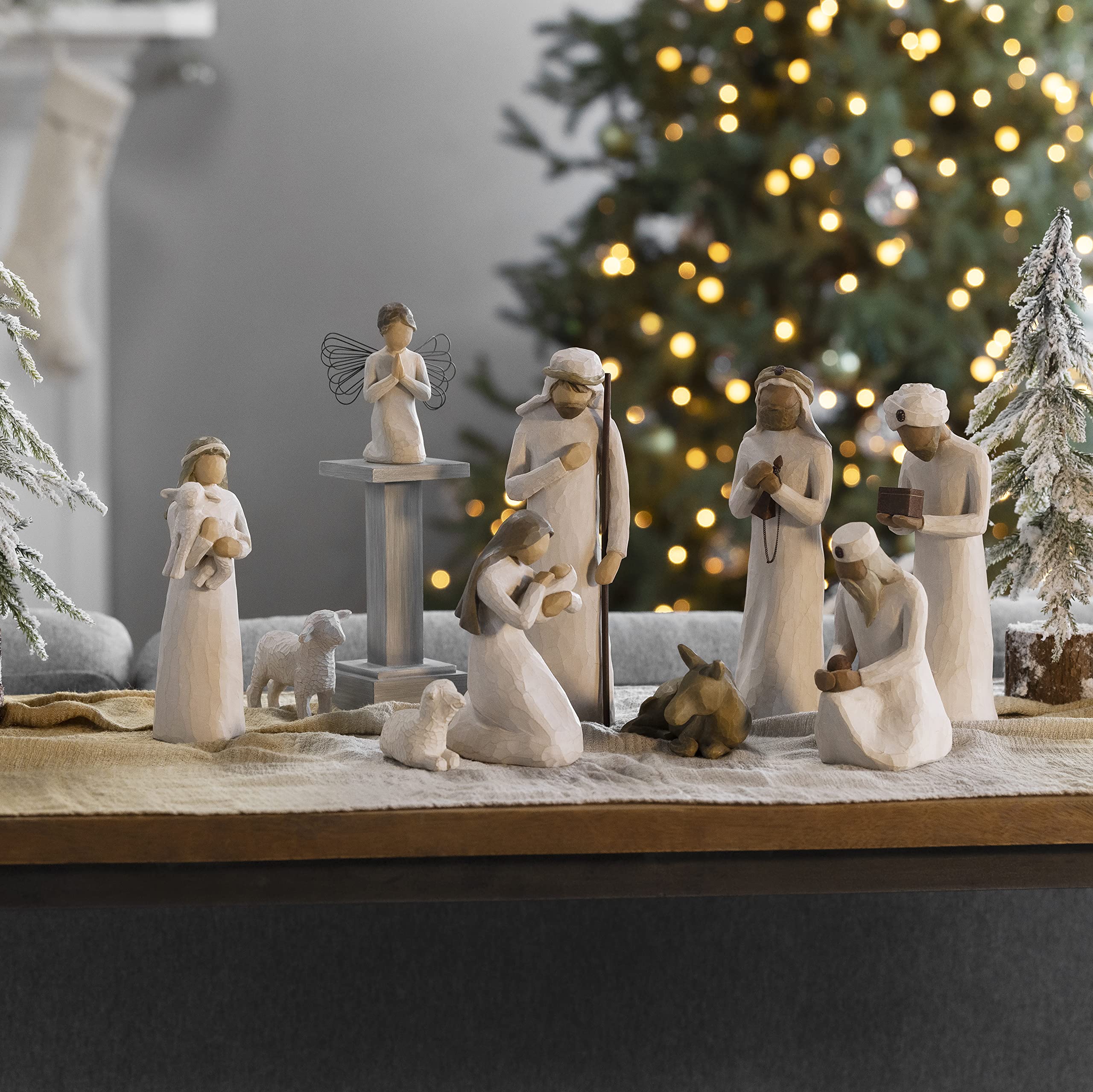 Nativity Starter Figures with The Three Wisemen Plus Angel, 11-Piece S