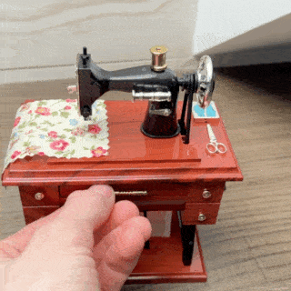 Wood Mini Sewing Machine Music Box