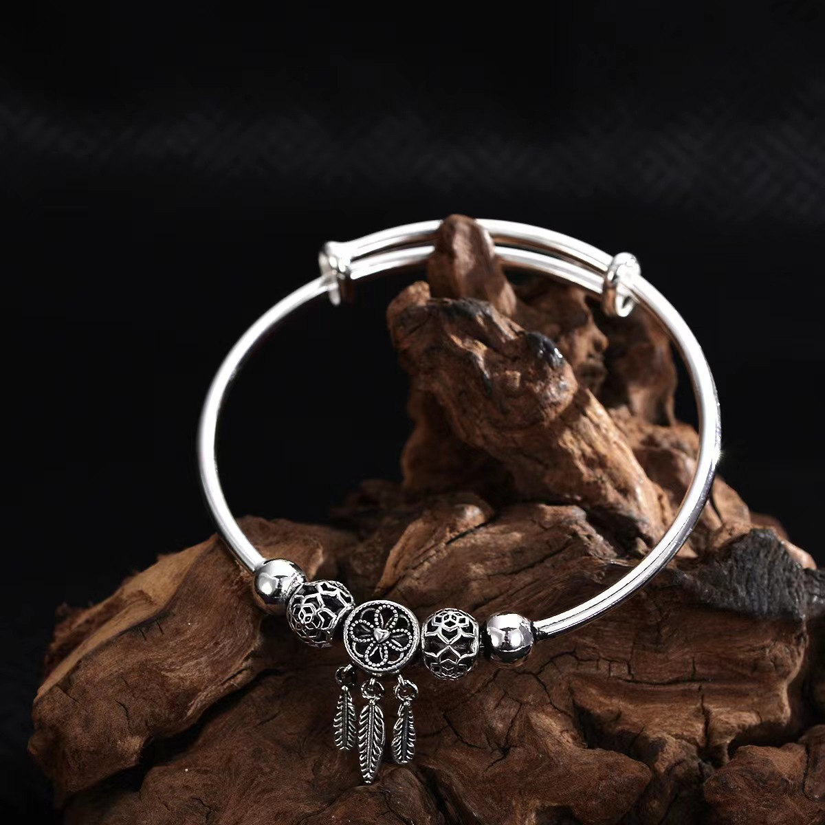 60% OFF -DREAMCATCHER CHARM BRACELET FOR WOMEN [LOW STOCK]