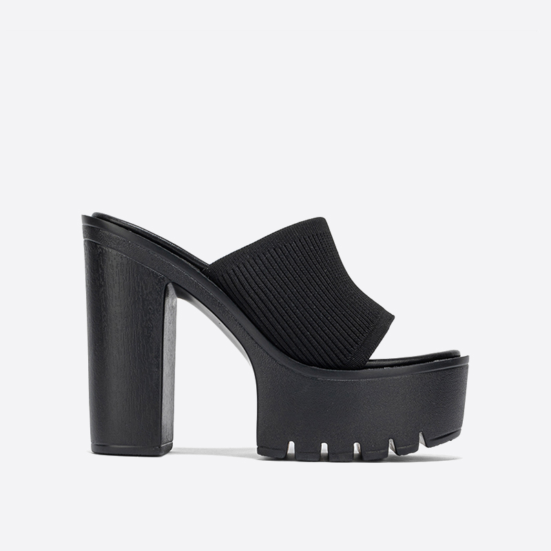 High-heeled Flying Boots