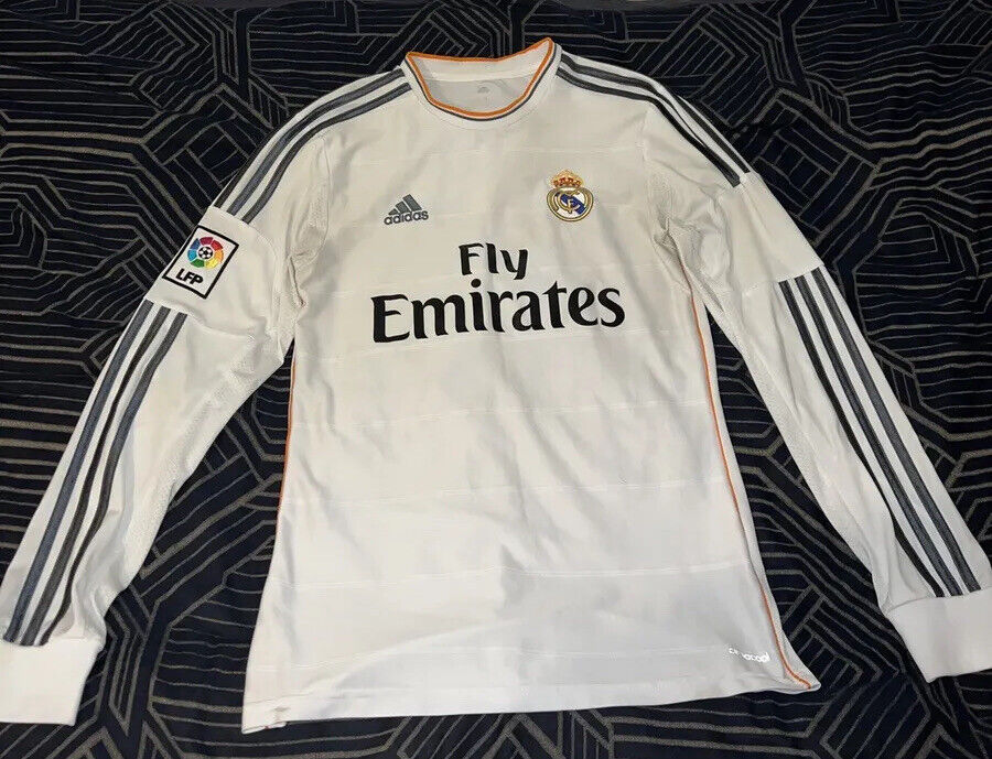 Bale's Real Madrid Heroics - Legendary 2013/14 Shirt-The Autograph Arena