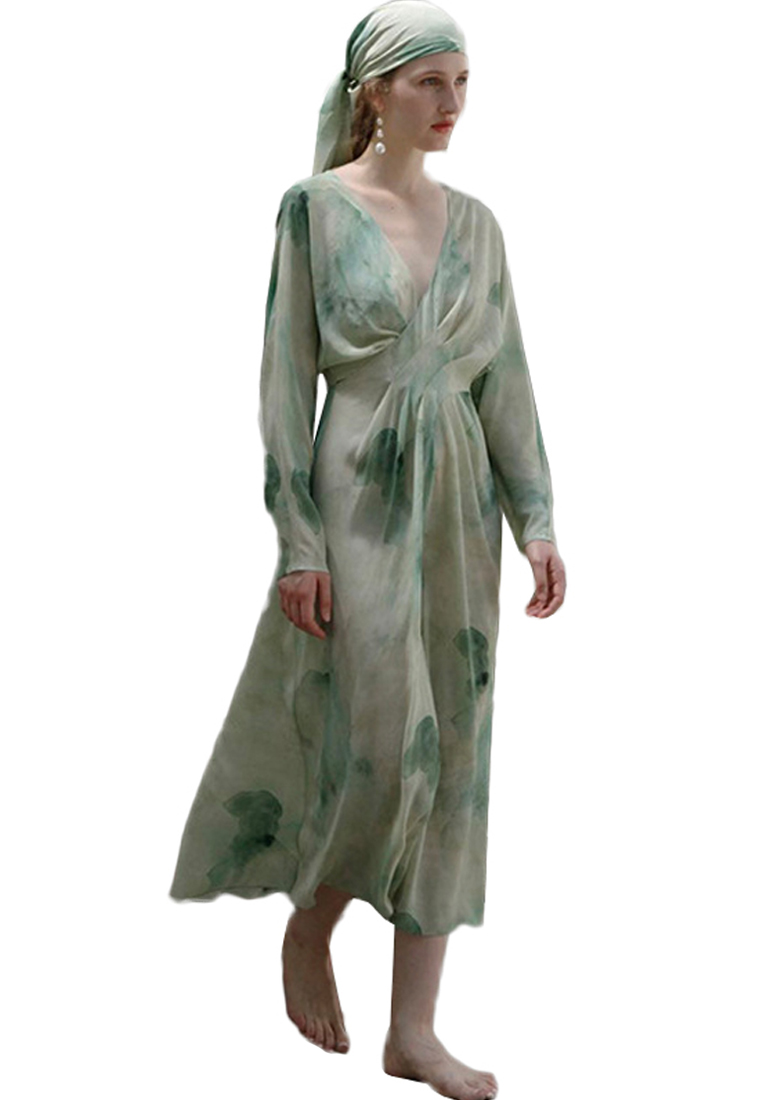 2023 Summer New V-Neck Elegant Silk Dress CA072415