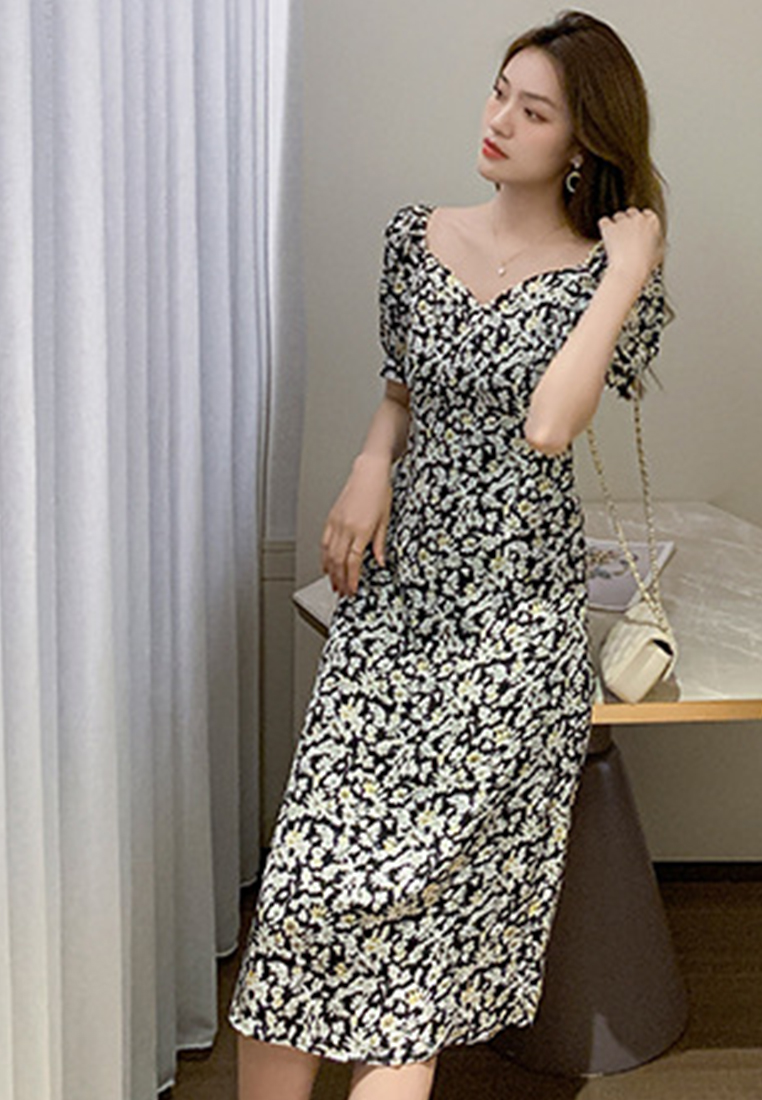 French Floral Chiffon Large V-Neck One Piece Dress A22022514