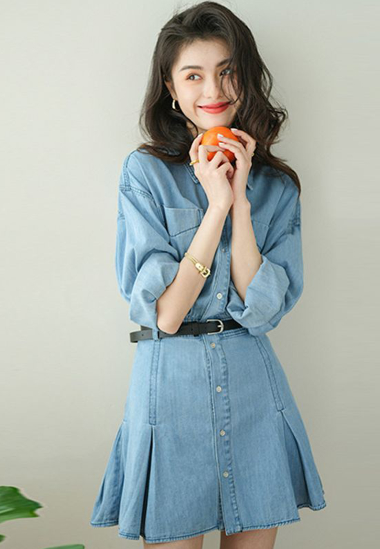 Vintage Premium Single breasted Blue Denim Pleated One-Piece Dress CA23032102