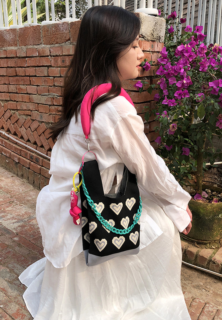 2023 New Chain Handcrafted Bag Heart Tote Bag CA080707BK