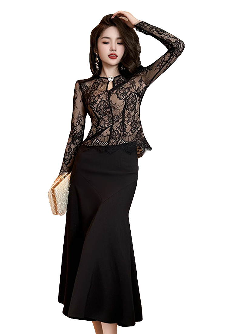 2023 New summer French sexy hollow top round neck lace shirt woman CA061509BK