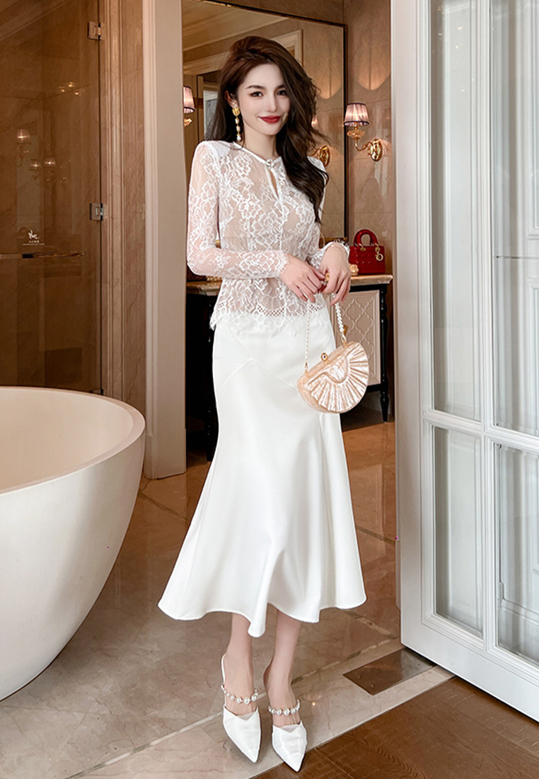 2023 New summer French sexy hollow top round neck lace shirt woman CA061509BK