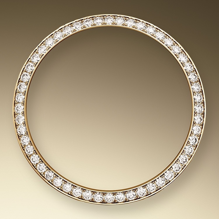 DIAMOND-SET BEZEL