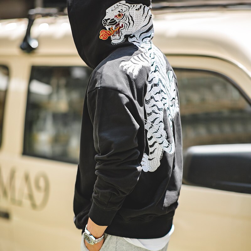 Maden Vintage Embroidered Hoodies for Men Harajuku Tiger Pattern Sweat