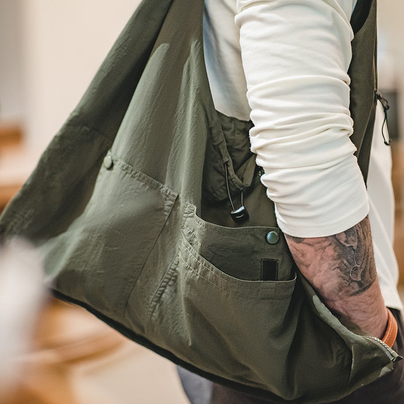 Maden multiple pockets sleeveless nylon vest outdoor multi-functional shoulder bag