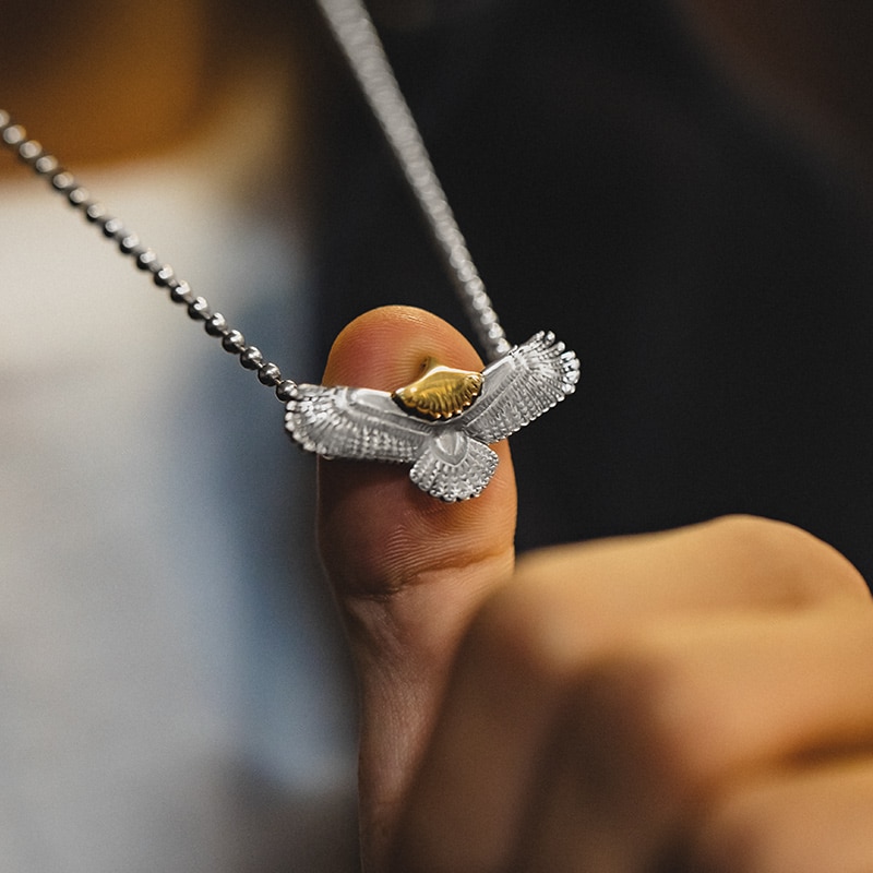 Maden 2022 Vintage Indian Flying Eagle Brass Shoelace Key Chain Pendant Bracelets Personalized Engraved Gold Necklace