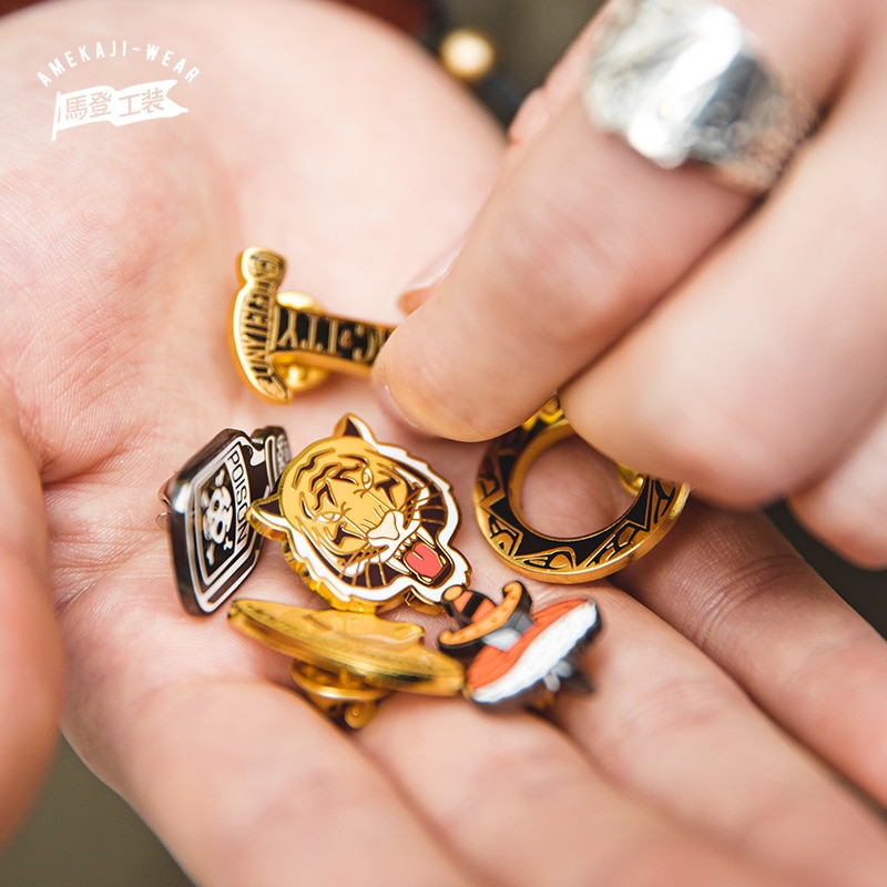Maden 6Pcs/Sets Enamel Butterfly Clasp Brooches Pin Unisex Vintage Ami Kaji Badge Plaything Tide Yokosuka Tiger Head Brooch Pins