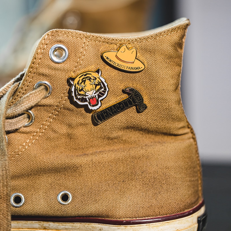 Maden 6Pcs/Sets Enamel Butterfly Clasp Brooches Pin Unisex Vintage Ami Kaji Badge Plaything Tide Yokosuka Tiger Head Brooch Pins