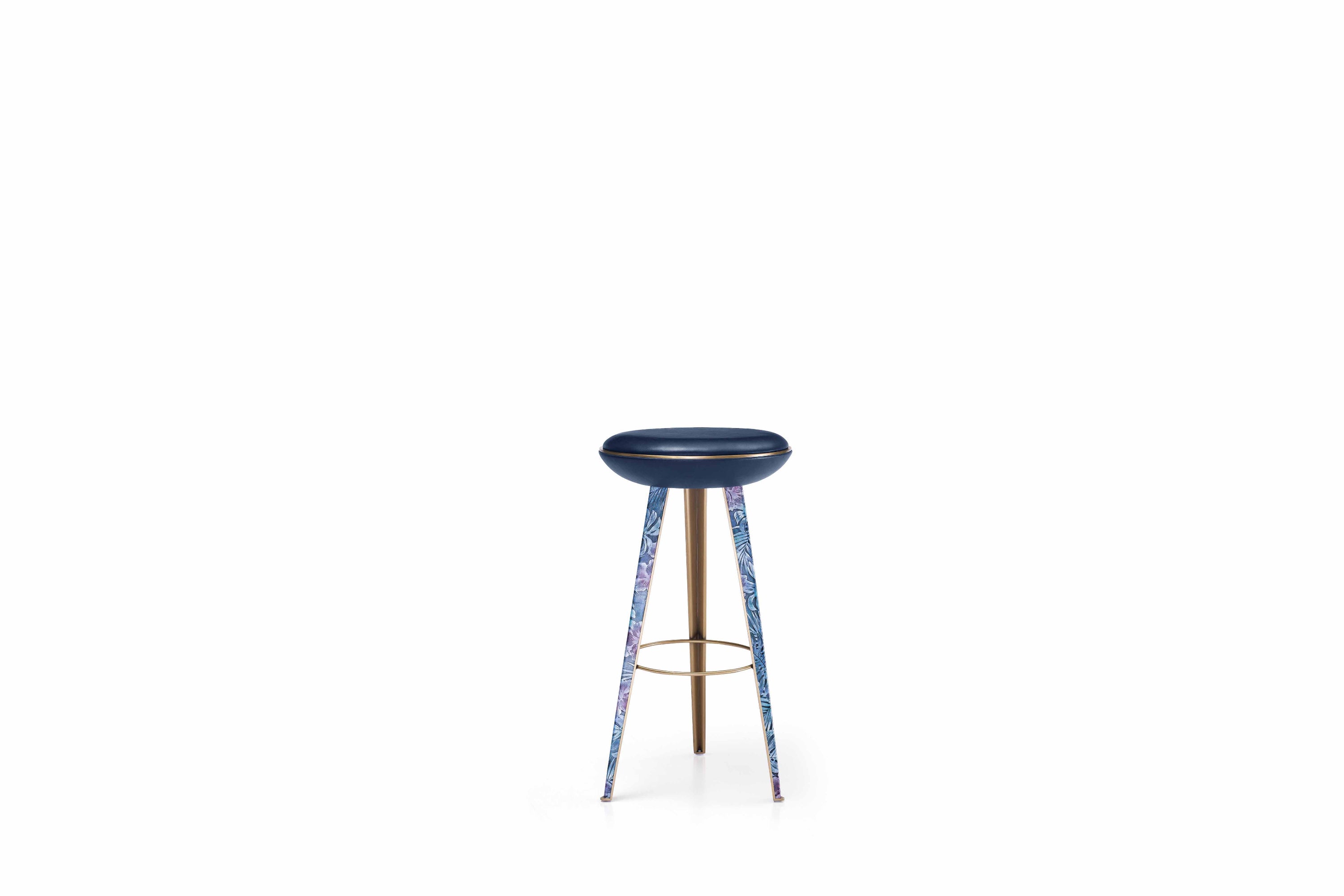 APTV-2630 Barstool