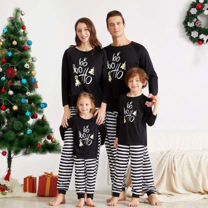 Family Matching Christmas Letter Merry Christmas Print Pajamas Set 2022