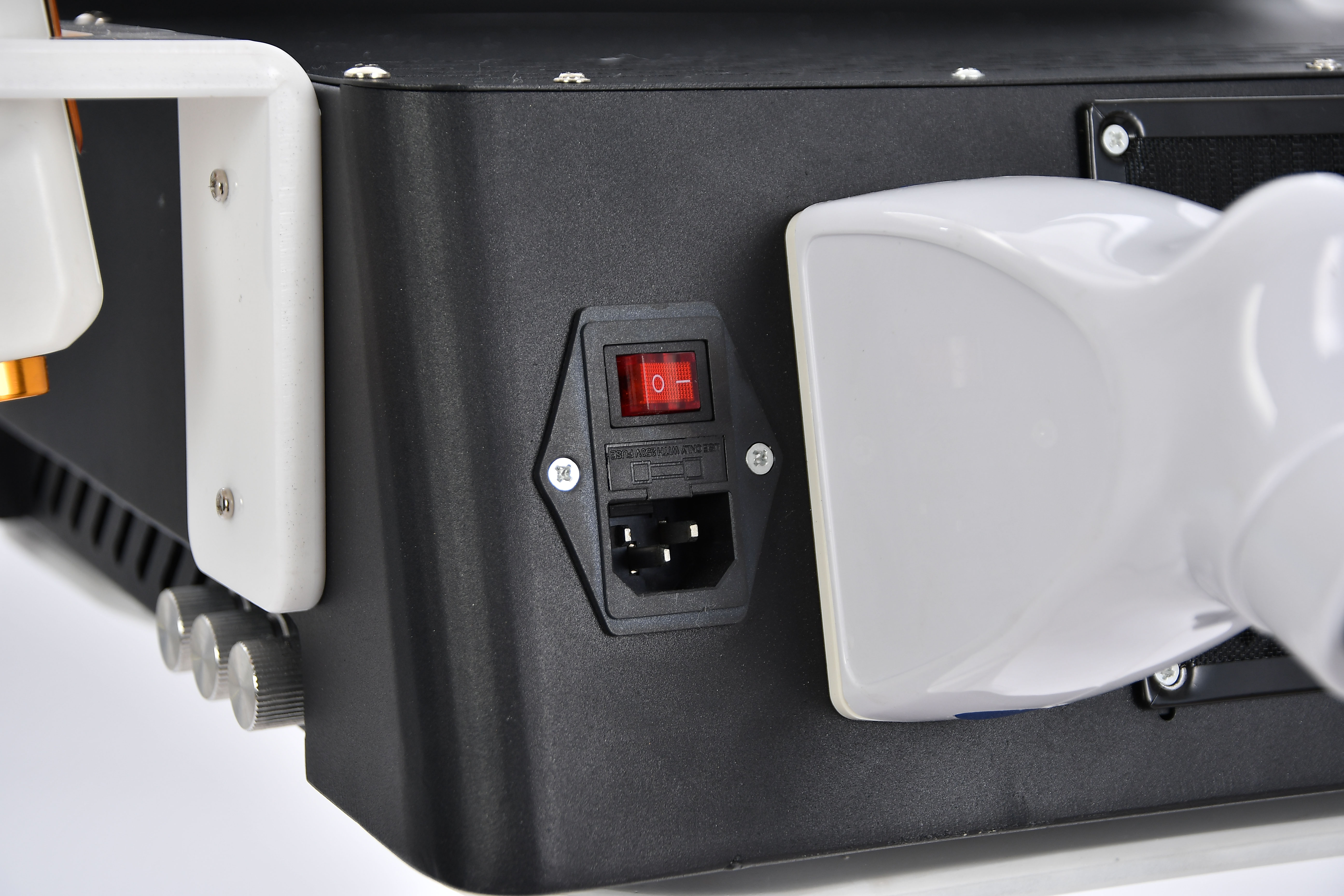 2022 New Portable Diode Laser 3 Waves 755 808 1064nm Diode Laser Hair Removal Machine