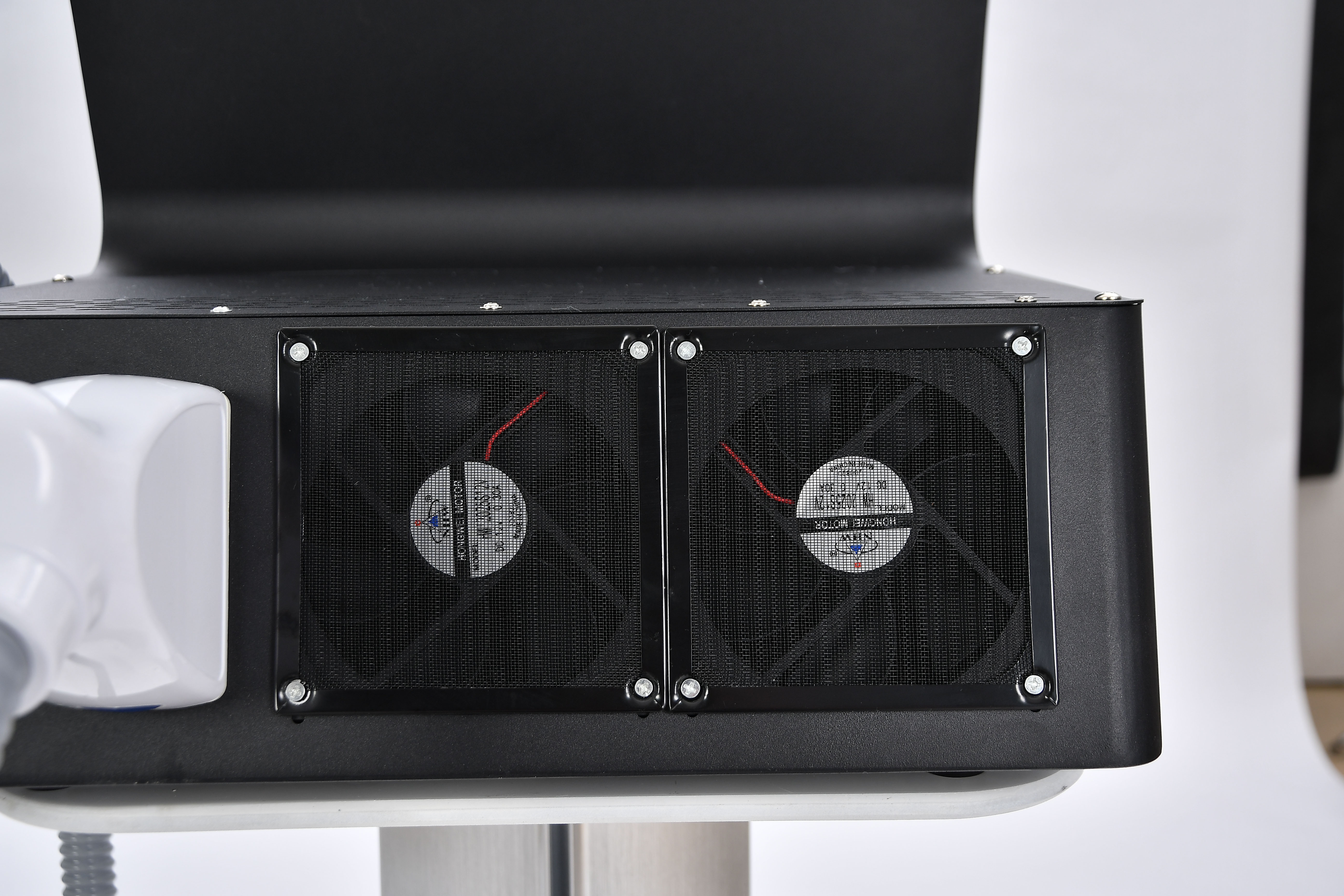 2022 New Portable Diode Laser 3 Waves 755 808 1064nm Diode Laser Hair Removal Machine